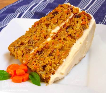 Морковно-медовый торт с кремом